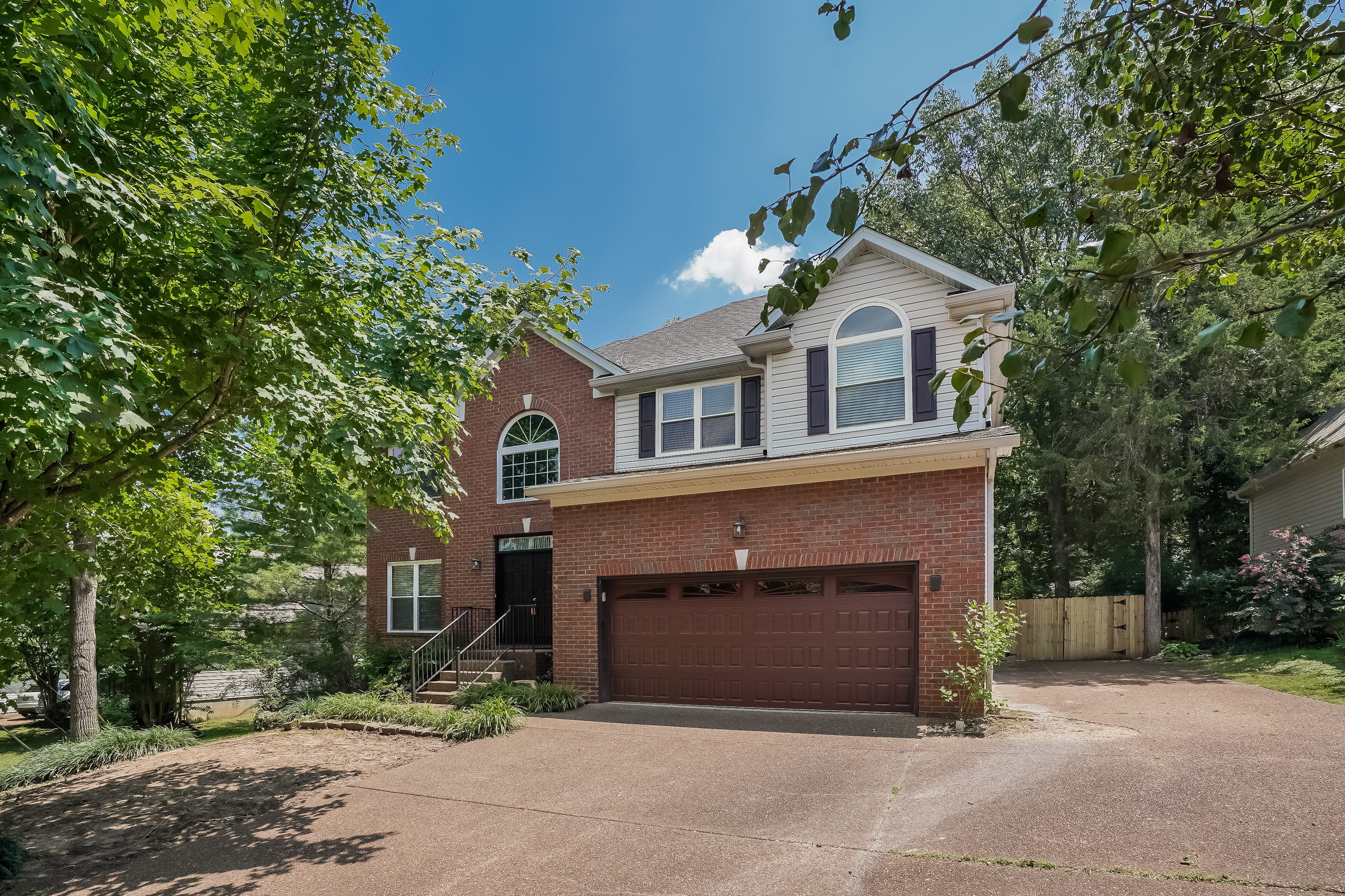 1011 Nighthawk Ln Mount Juliet, TN 37122